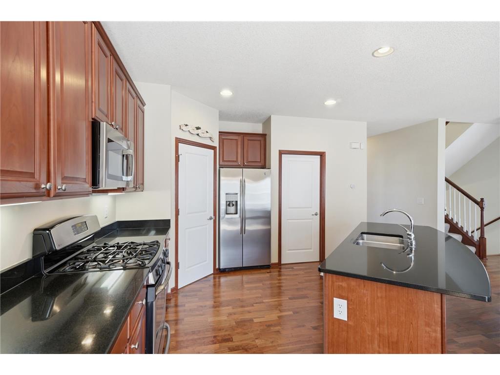 2156 Cedar Grove Trail Eagan MN 55122 7046375 image5