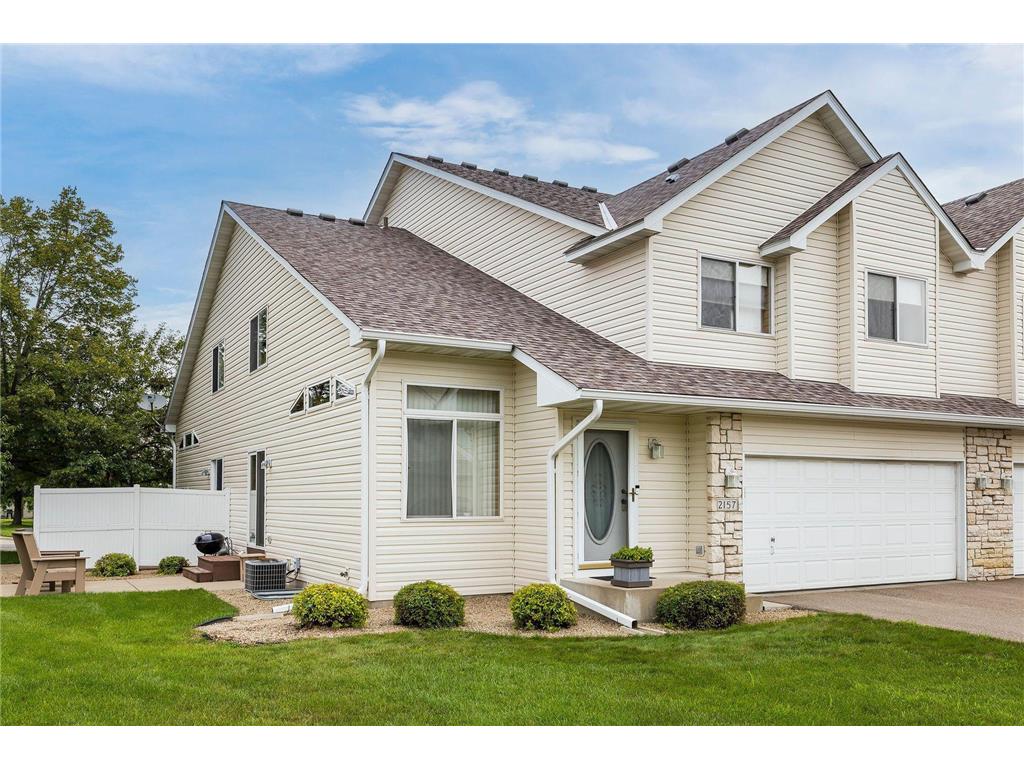 2157 Dublin Trail W Shakopee MN 55379 6581207 image1