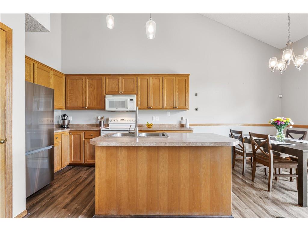 2159 Cleveland Way S Cambridge MN 55008 6780110 image12