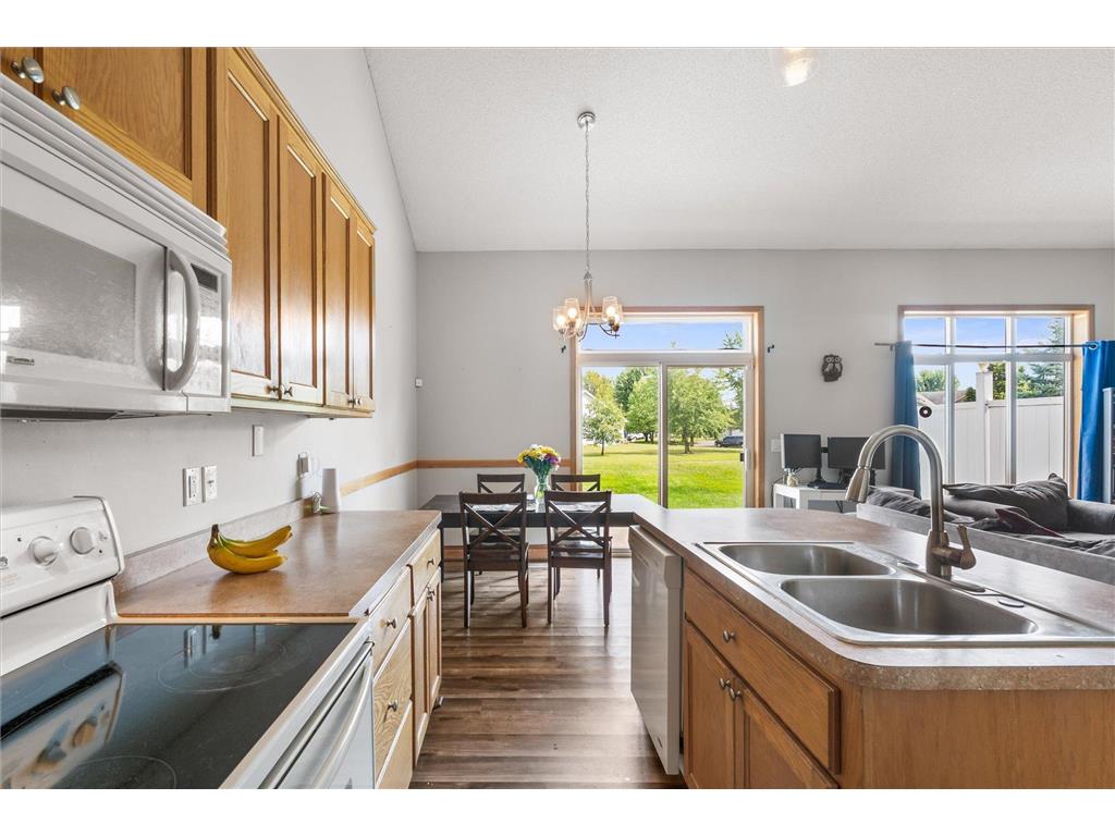 2159 Cleveland Way S Cambridge MN 55008 6780110 image14