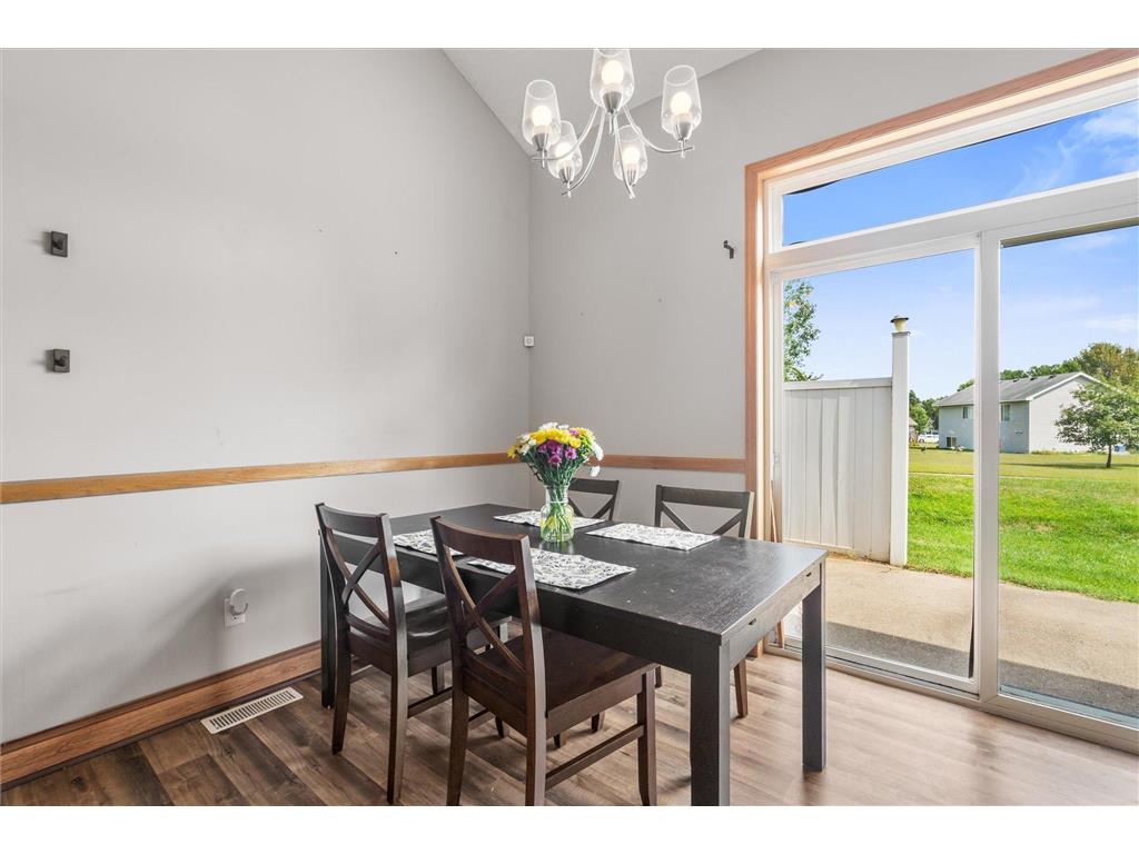 2159 Cleveland Way S Cambridge MN 55008 6780110 image15