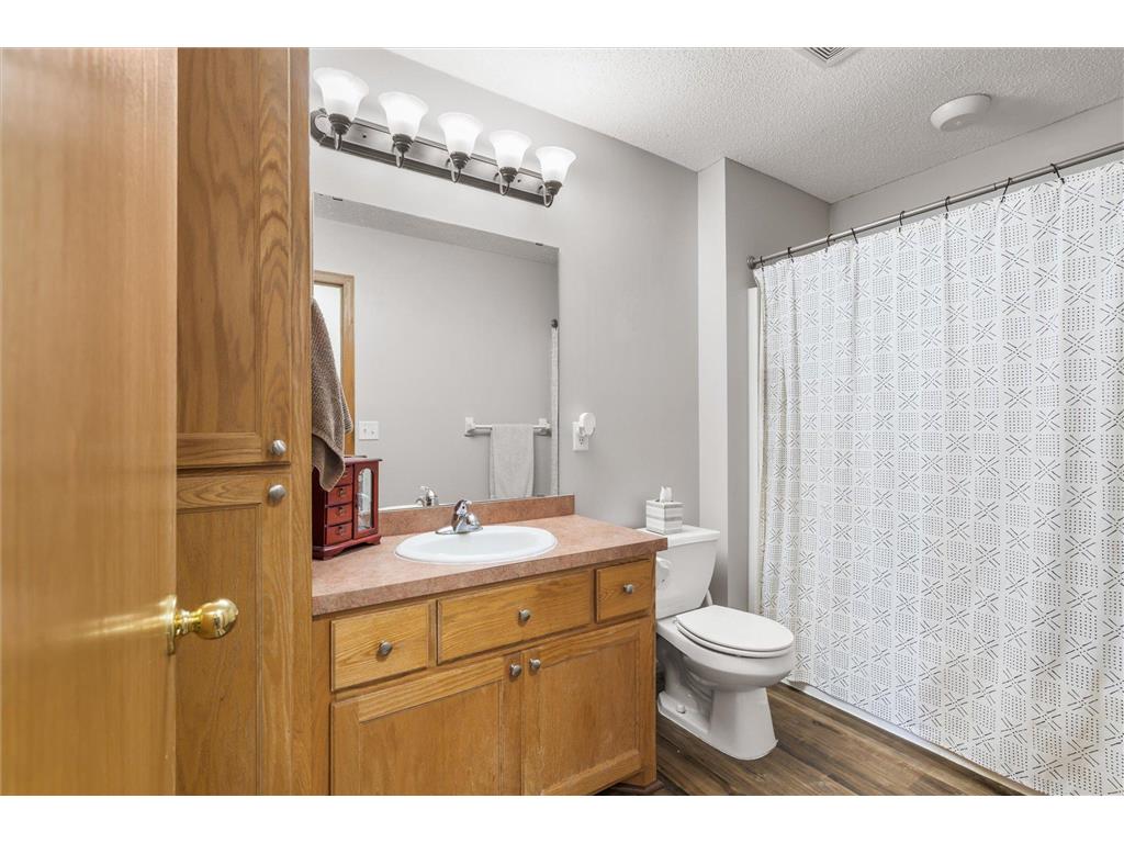 2159 Cleveland Way S Cambridge MN 55008 6780110 image22