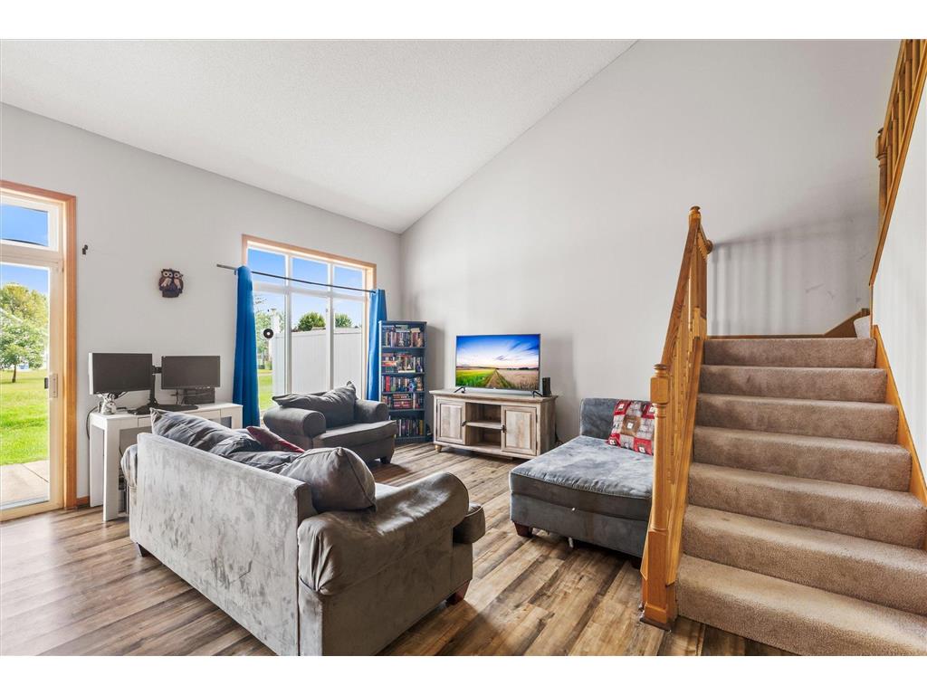 2159 Cleveland Way S Cambridge MN 55008 6780110 image5