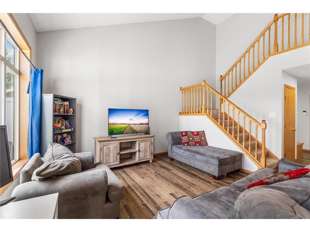 2159 Cleveland Way S Cambridge MN 55008 6780110 image7