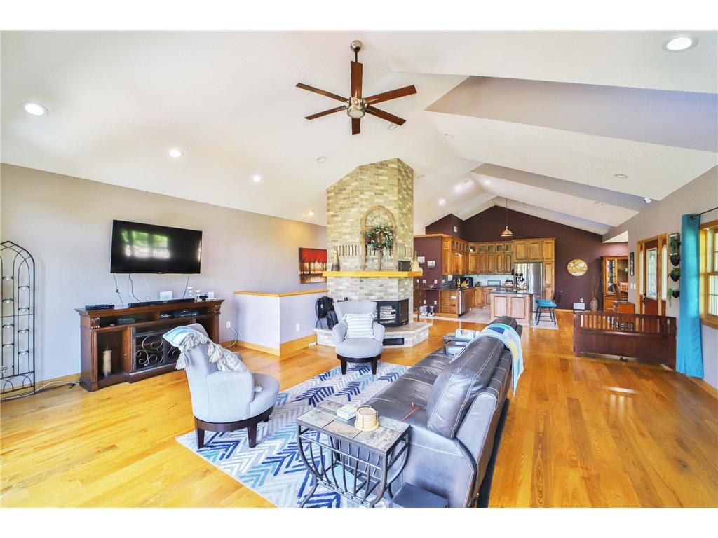 21592 State Highway 47 Isle MN 56342 7079678 image17