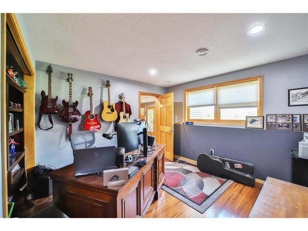 21592 State Highway 47 Isle MN 56342 7079678 image35