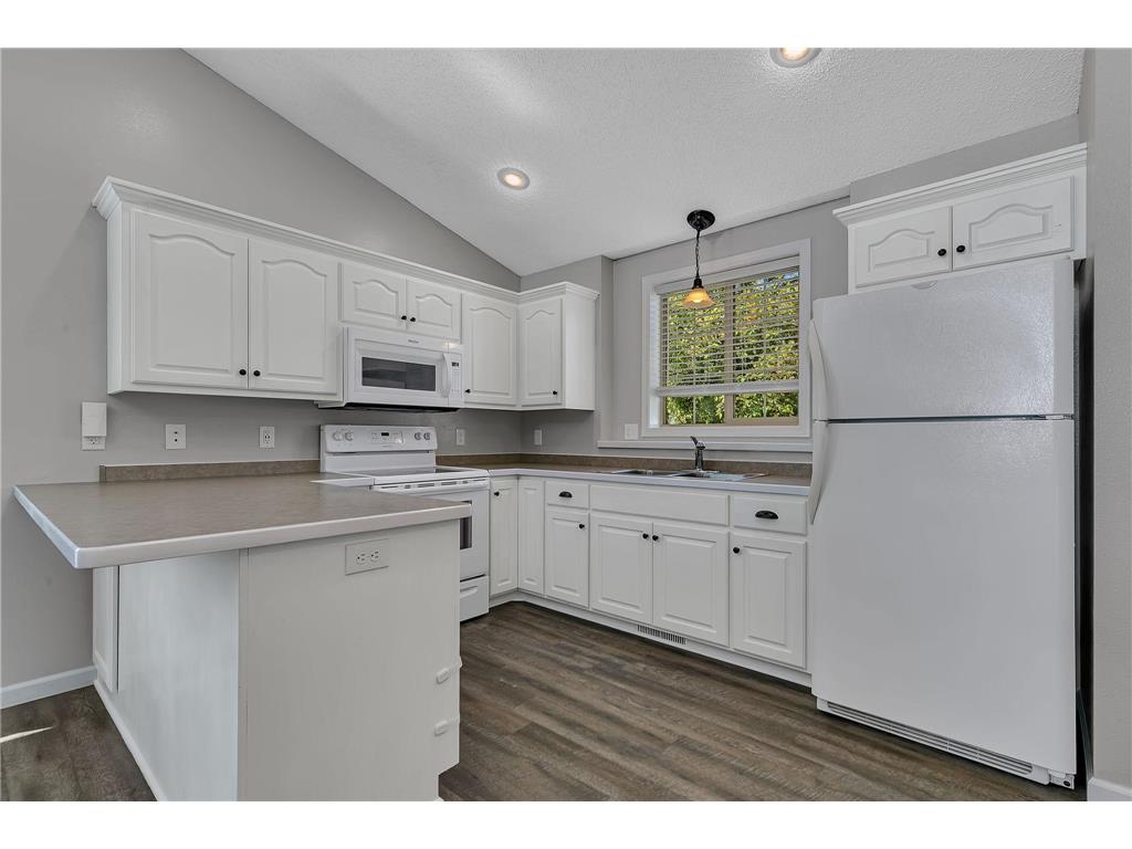 216 17th Avenue SE Saint Joseph MN 56374 7077598 image6