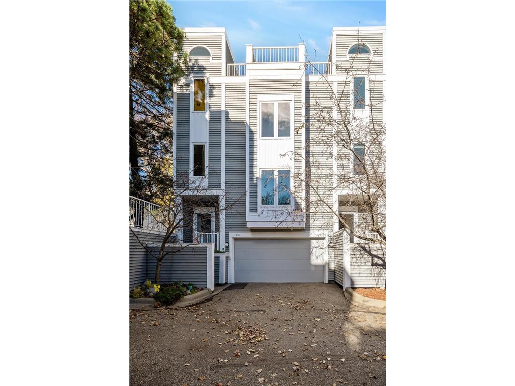 216 2nd Street NE Minneapolis MN 55413 6624455 image1