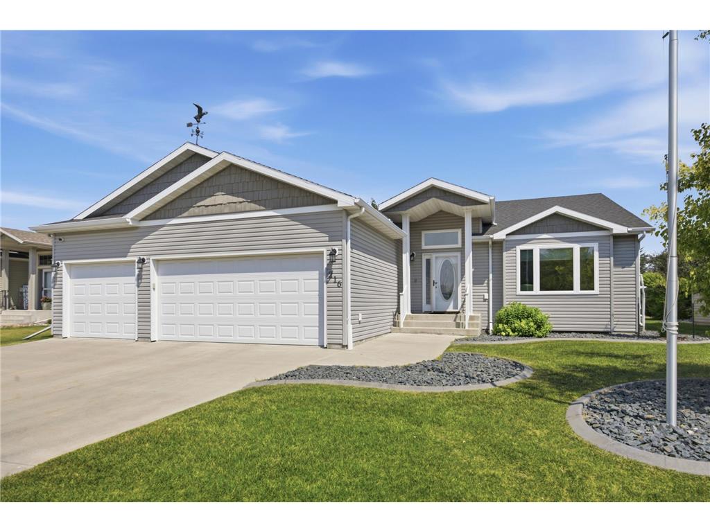 216 30th Avenue E West Fargo ND 58078 7113514 image8