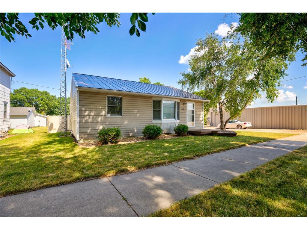 216 3rd Street Gaylord MN 55334 6267766 image1