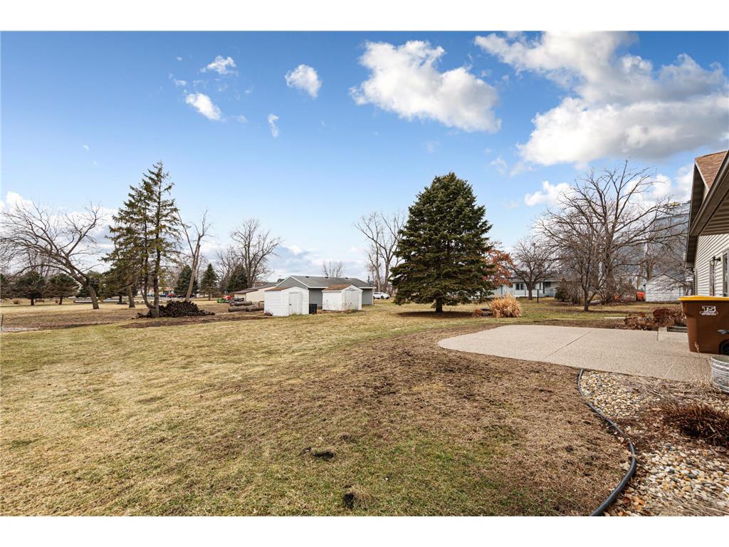 216 3rd Street NE New Richland MN 56072 7028720 image31