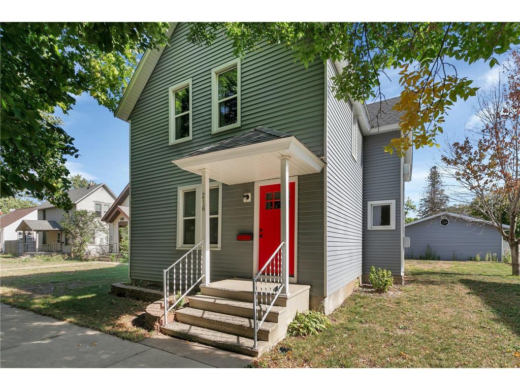 216 4th Avenue NE Saint Cloud MN 56304 6430227 image1