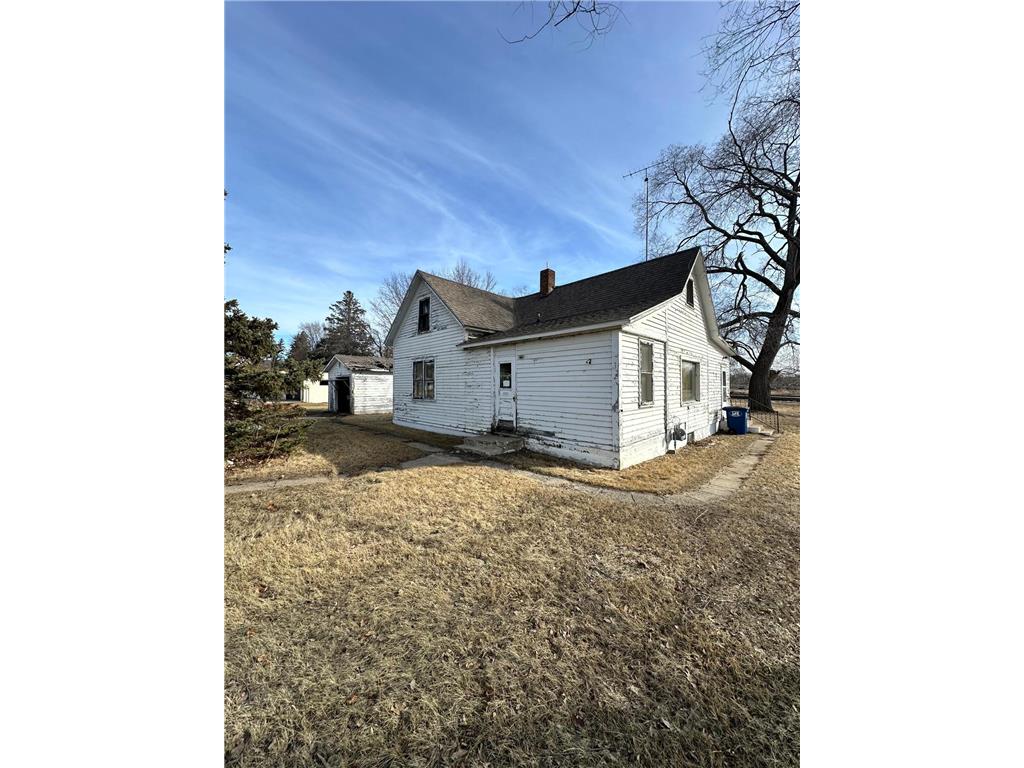 216 4th Street SE Wadena MN 56482 6658476 image1