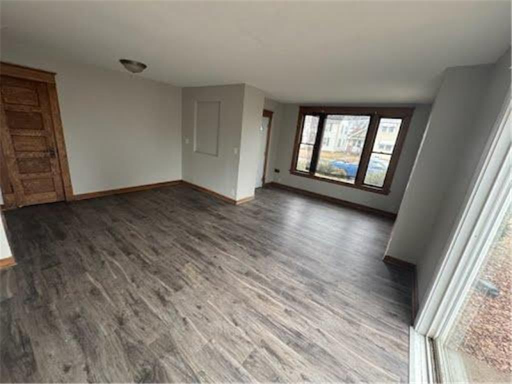 216 5th Avenue S South Saint Paul MN 55075 7063120 image3