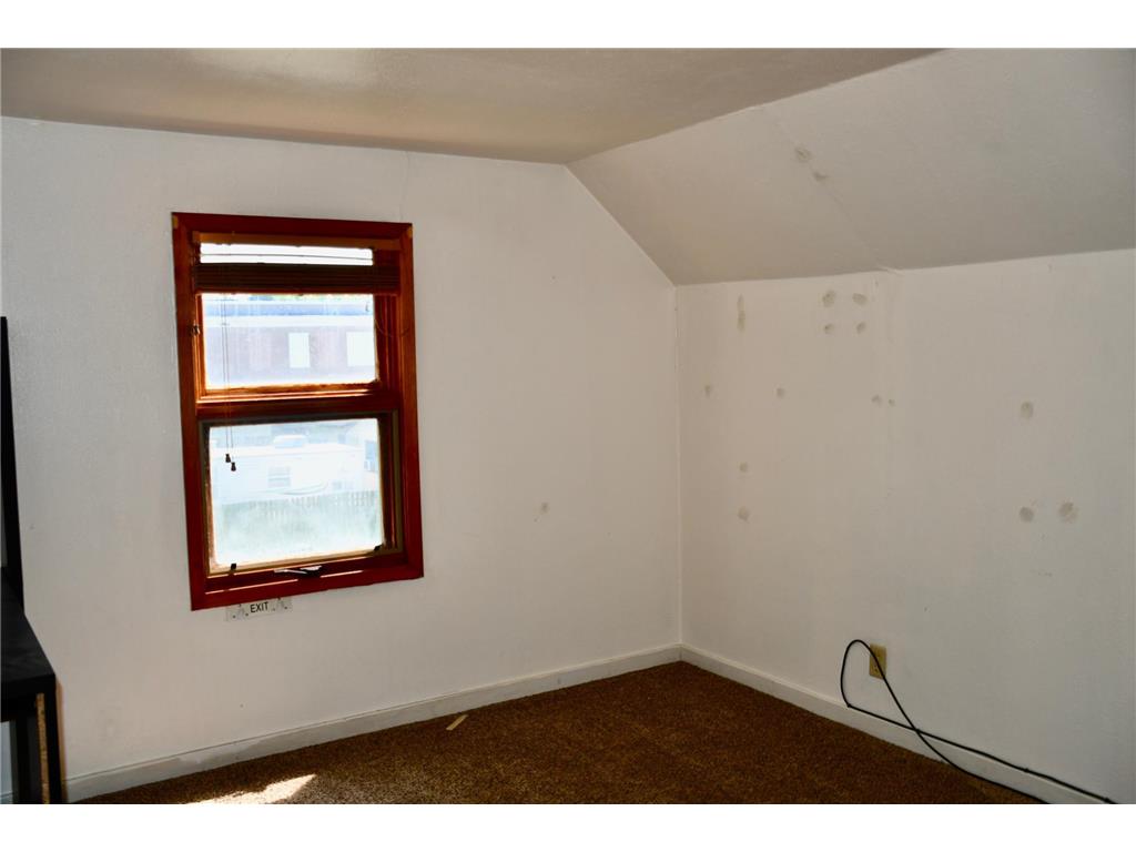 216 6th Street W Thief River Falls MN 56701 7016106 image30