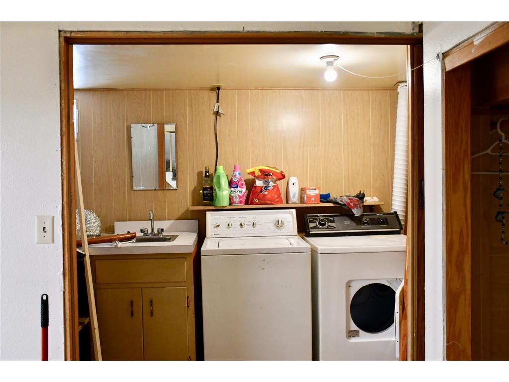 216 6th Street W Thief River Falls MN 56701 7016106 image36