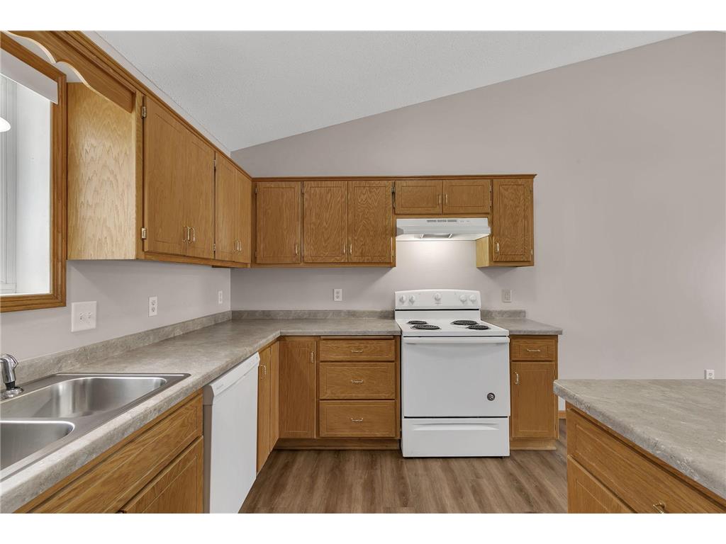 216 Appaloosa Court Braham MN 55006 7038335 image5