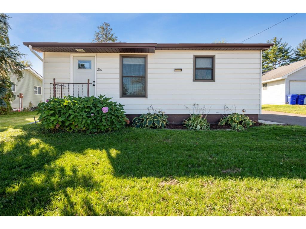 216 Arnold Street Somerset WI 54025 6442811 image1