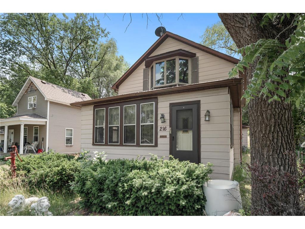 216 Belvidere Street E Saint Paul MN 55107 6380545 image1
