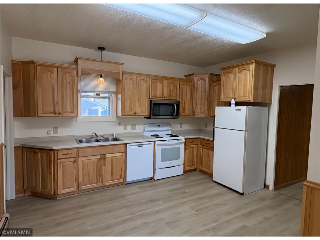 216 Birch Avenue S Maple Lake MN 55358 7071110 image2