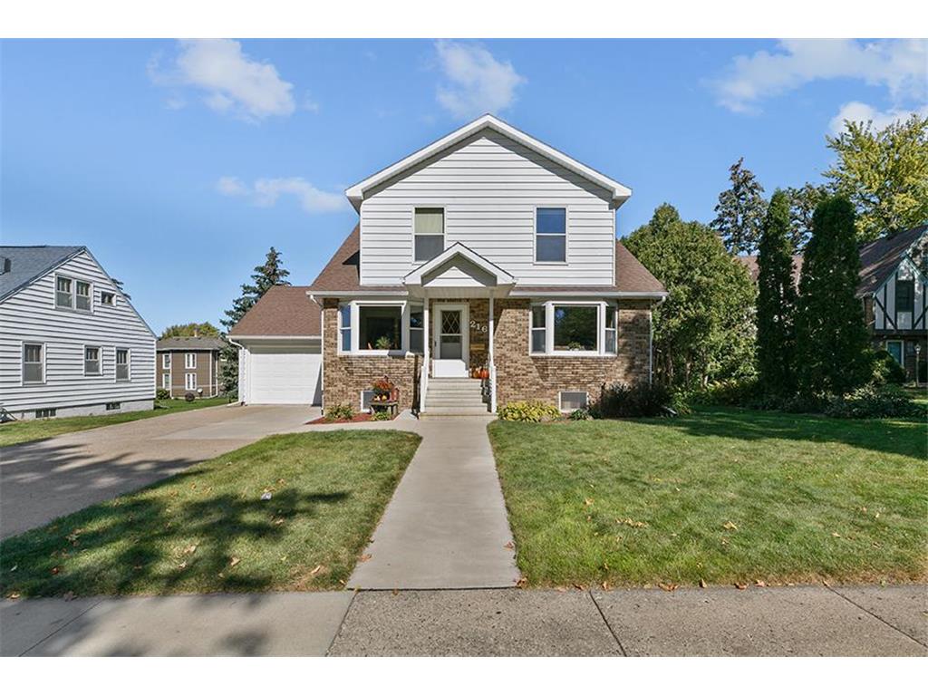 216 E School Street Owatonna MN 55060 6605307 image1