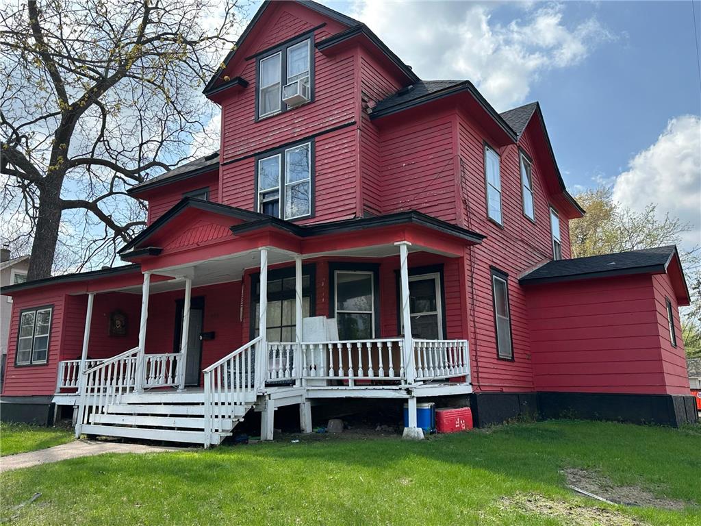 216 Elm Street River Falls WI 54022 6368431 image1