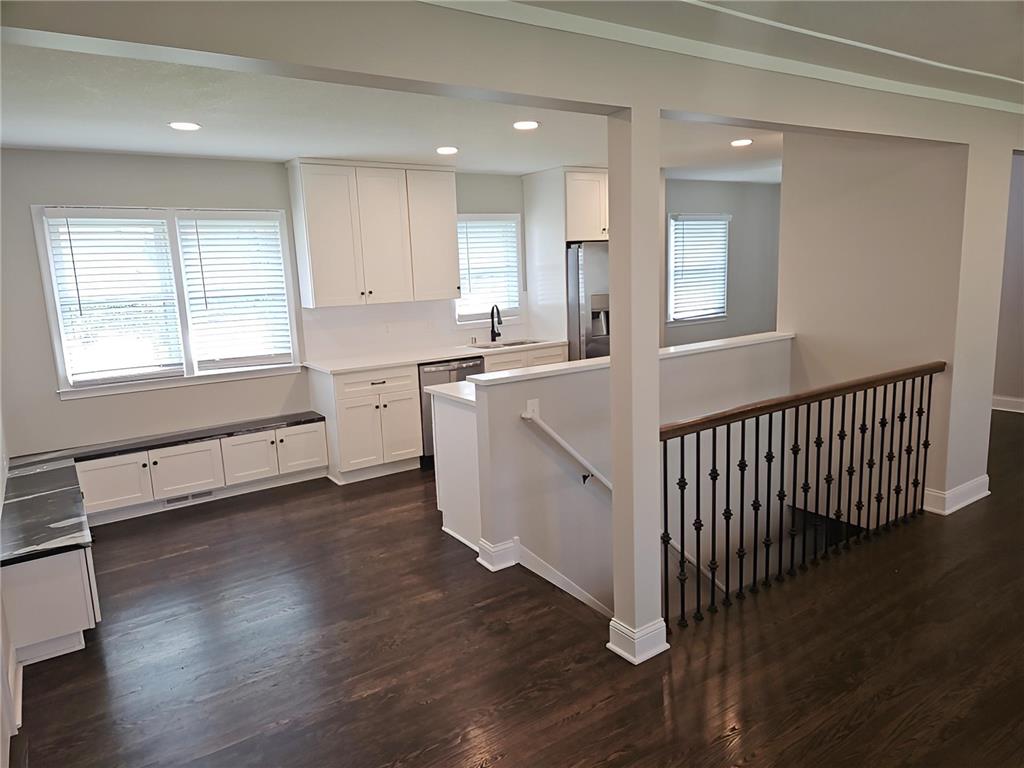 216 Hawes Avenue Shoreview MN 55126 7064698 image13