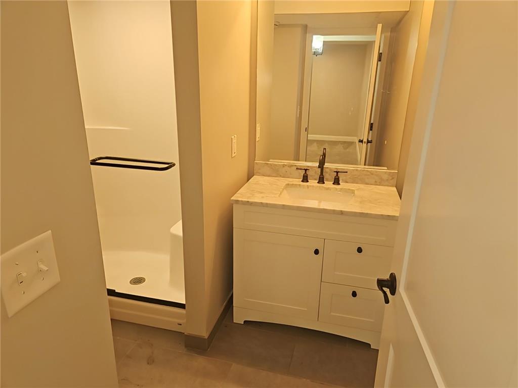 216 Hawes Avenue Shoreview MN 55126 7064698 image28