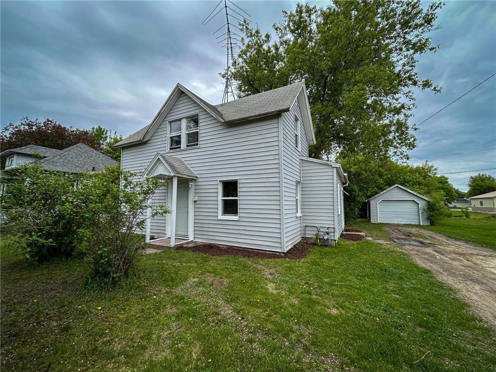 216 Main Avenue S New York Mills MN 56567 6728325 image1