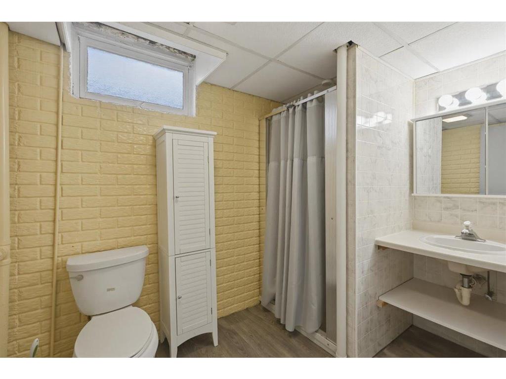 216 N 38th Avenue W Duluth MN 55807 7076440 image23