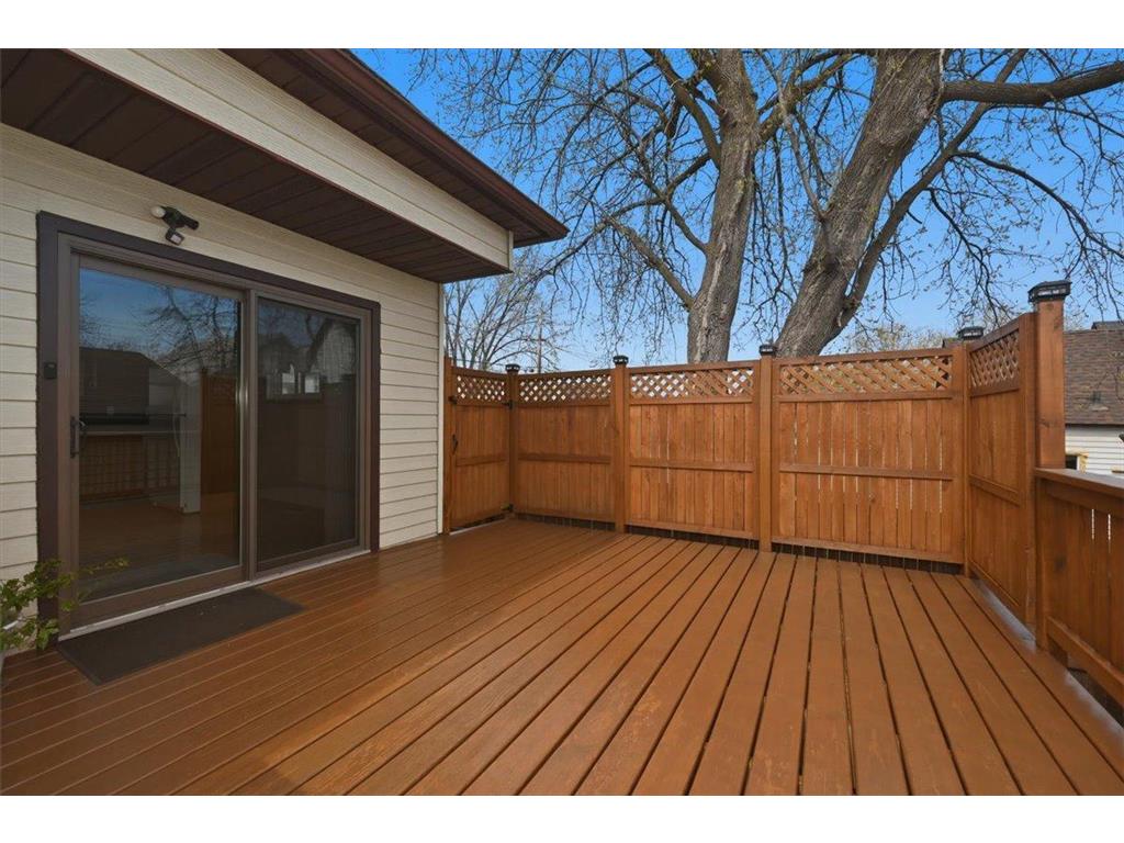 216 N 38th Avenue W Duluth MN 55807 7076440 image26