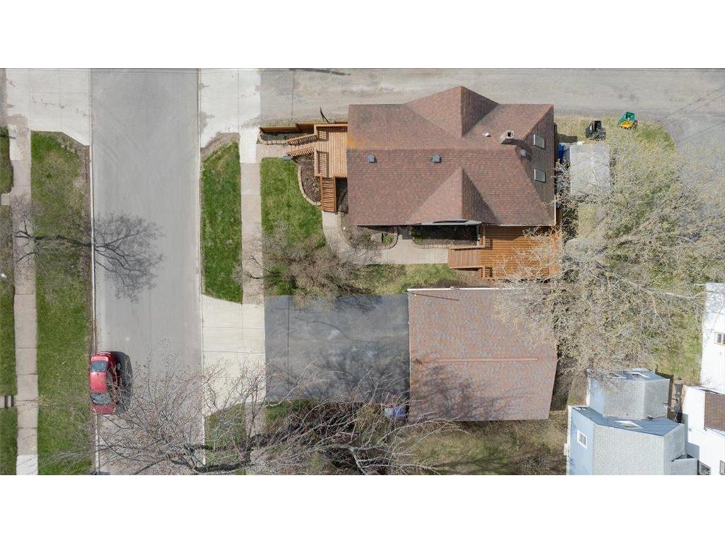 216 N 38th Avenue W Duluth MN 55807 7076440 image31
