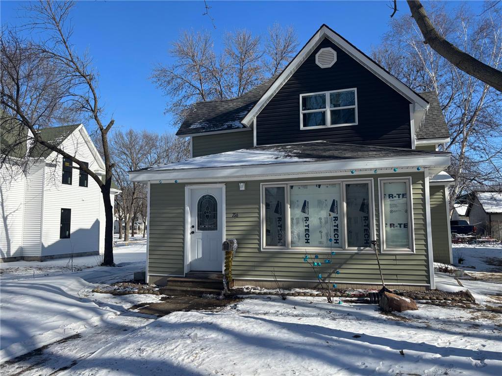216 N 6th Street Montevideo MN 56265 7023673 image1