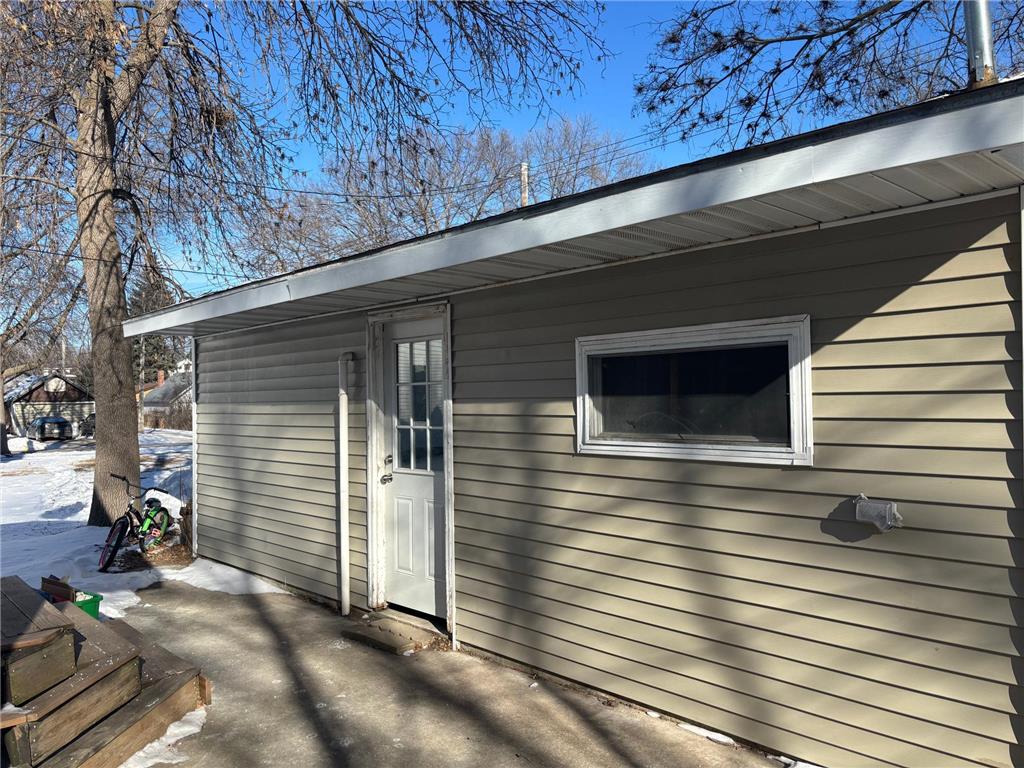 216 N 6th Street Montevideo MN 56265 7023673 image17