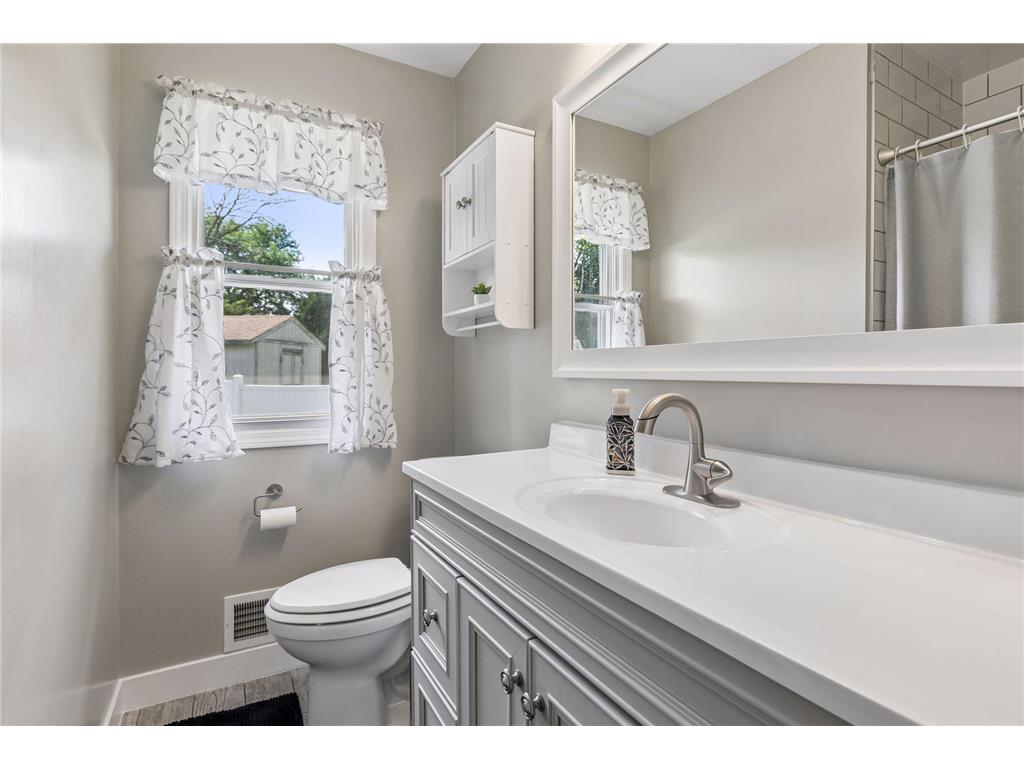 216 Reid Lane South Saint Paul MN 55075 7067523 image22