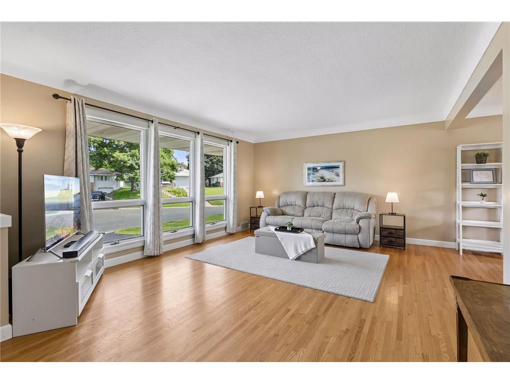 216 Reid Lane South Saint Paul MN 55075 7067523 image9