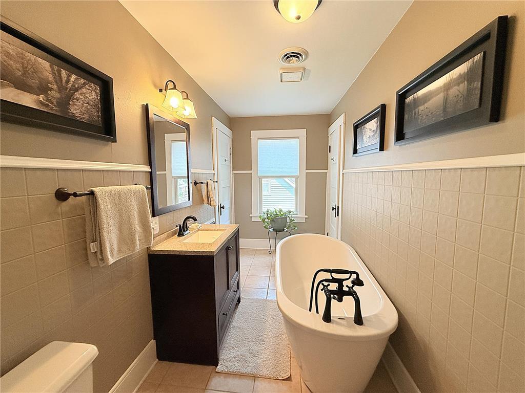 216 S 9th Street Montevideo MN 56265 6770749 image42