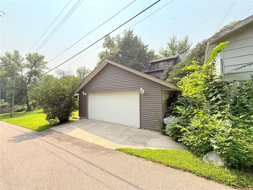 216 S 9th Street Montevideo MN 56265 6770749 image60