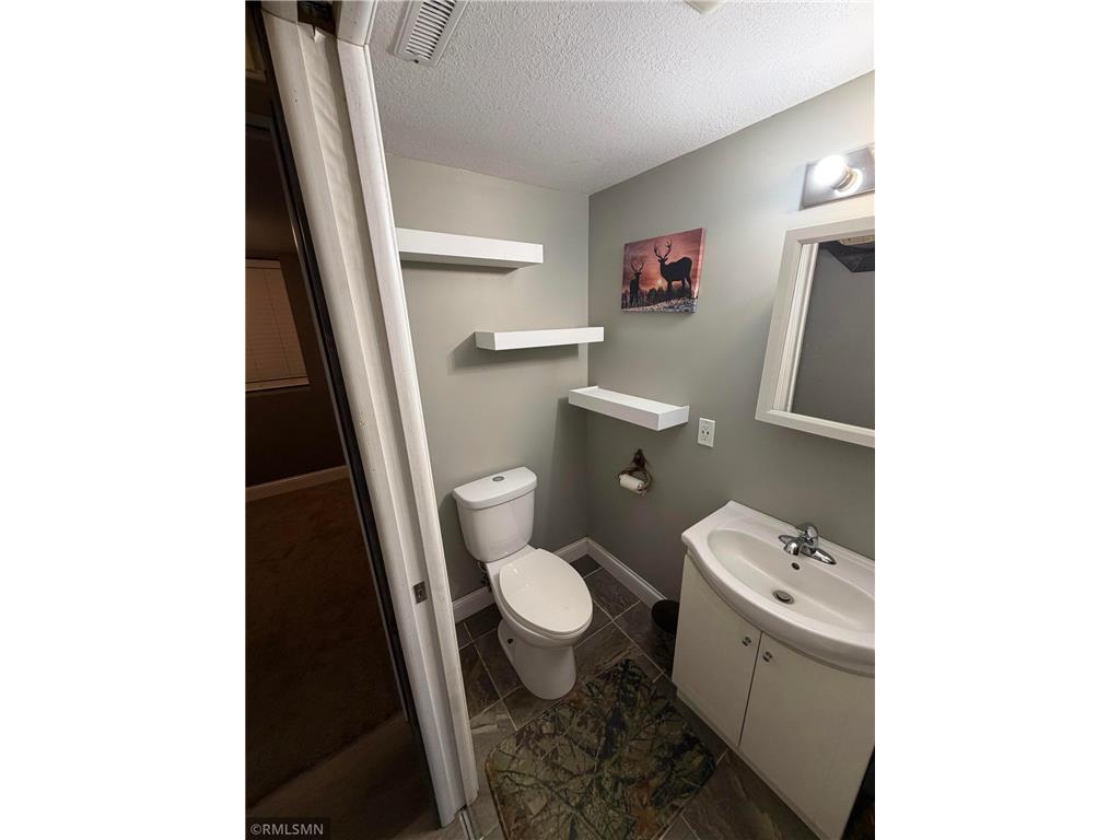 216 S Marshall Avenue Litchfield MN 55355 7050727 image16
