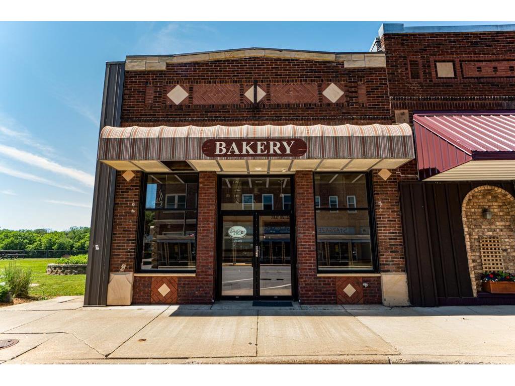 216 W Main Street, Durand, WI 54736 MLS 6149787 Edina Realty