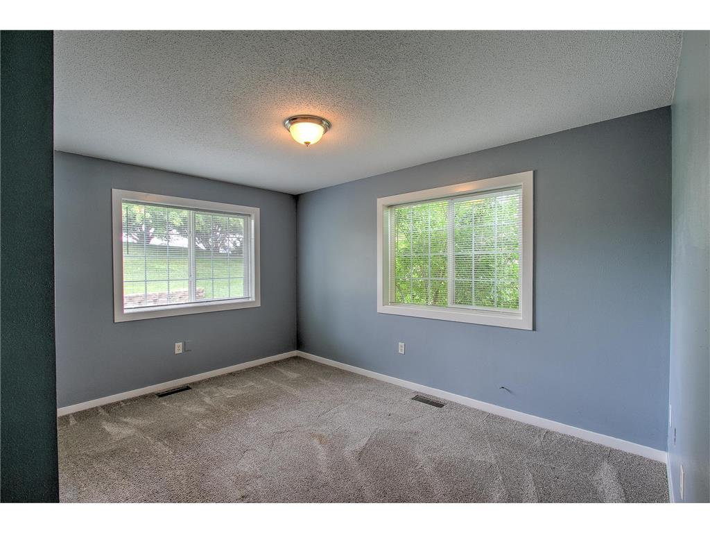 2160 Cleveland Lane S Cambridge MN 55008 7105039 image10