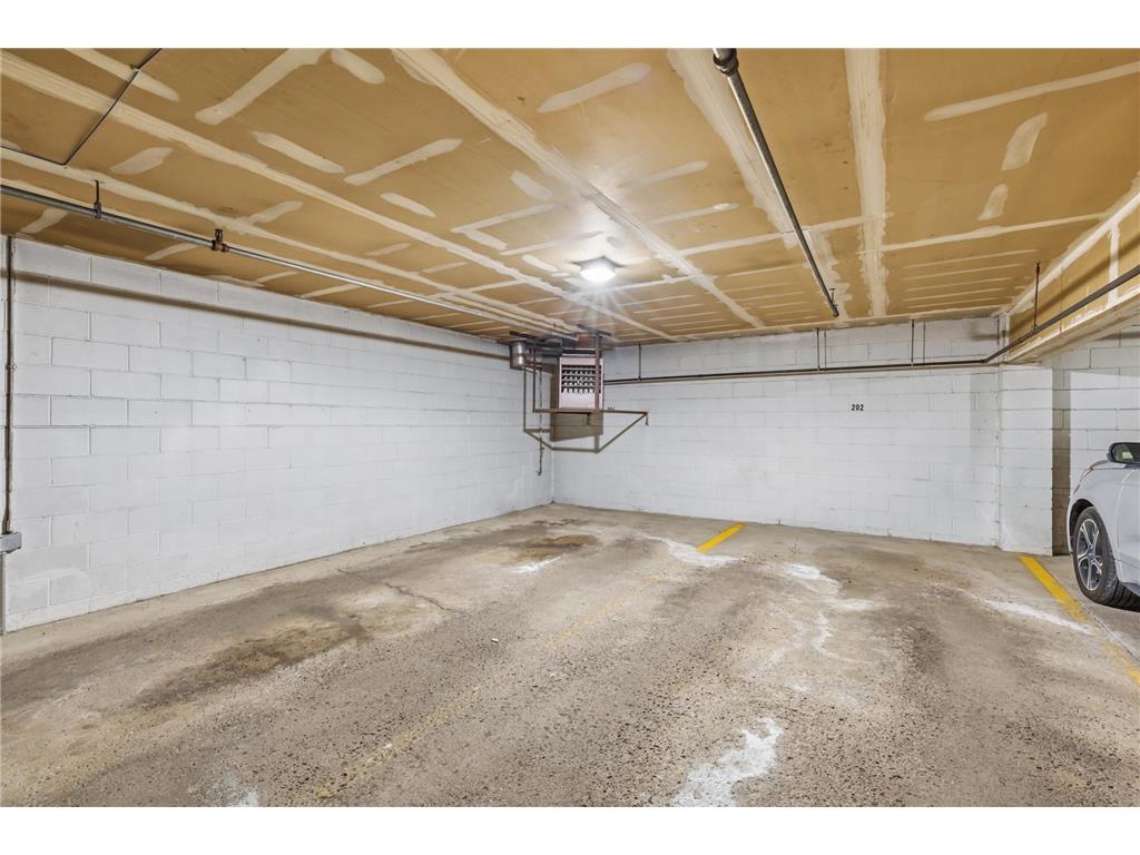 2160 Ridge Drive #11 Saint Louis Park MN 55416 7051296 image19