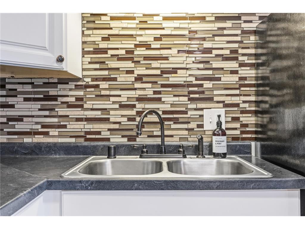 2160 Ridge Drive #11 Saint Louis Park MN 55416 7051296 image2