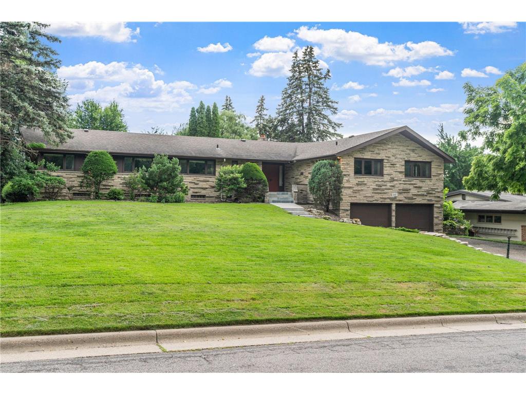 2160 Upper Saint Dennis Road Saint Paul MN 55116 6567358 image1