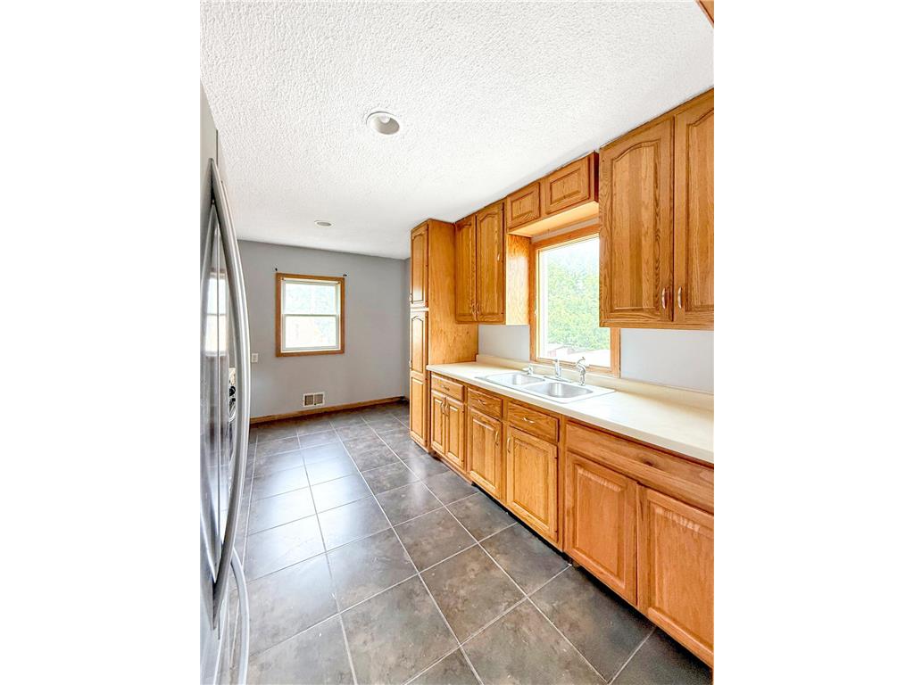 2161 Ross Avenue E Saint Paul MN 55119 6782655 image5