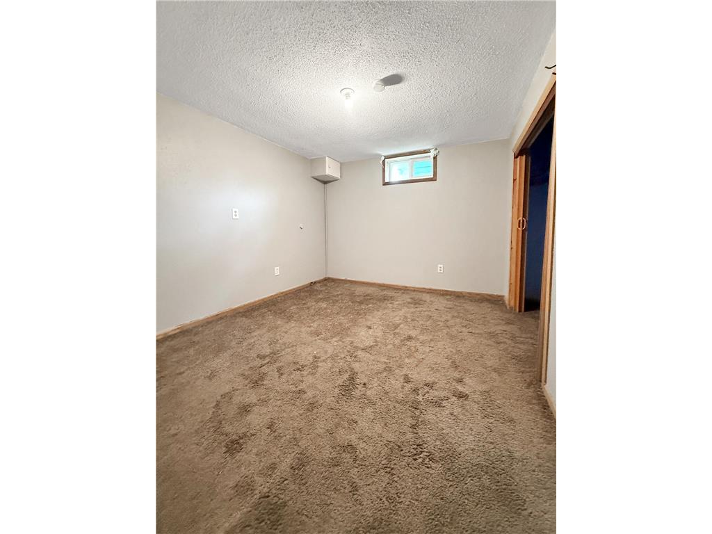 2161 Ross Avenue E Saint Paul MN 55119 6782655 image8