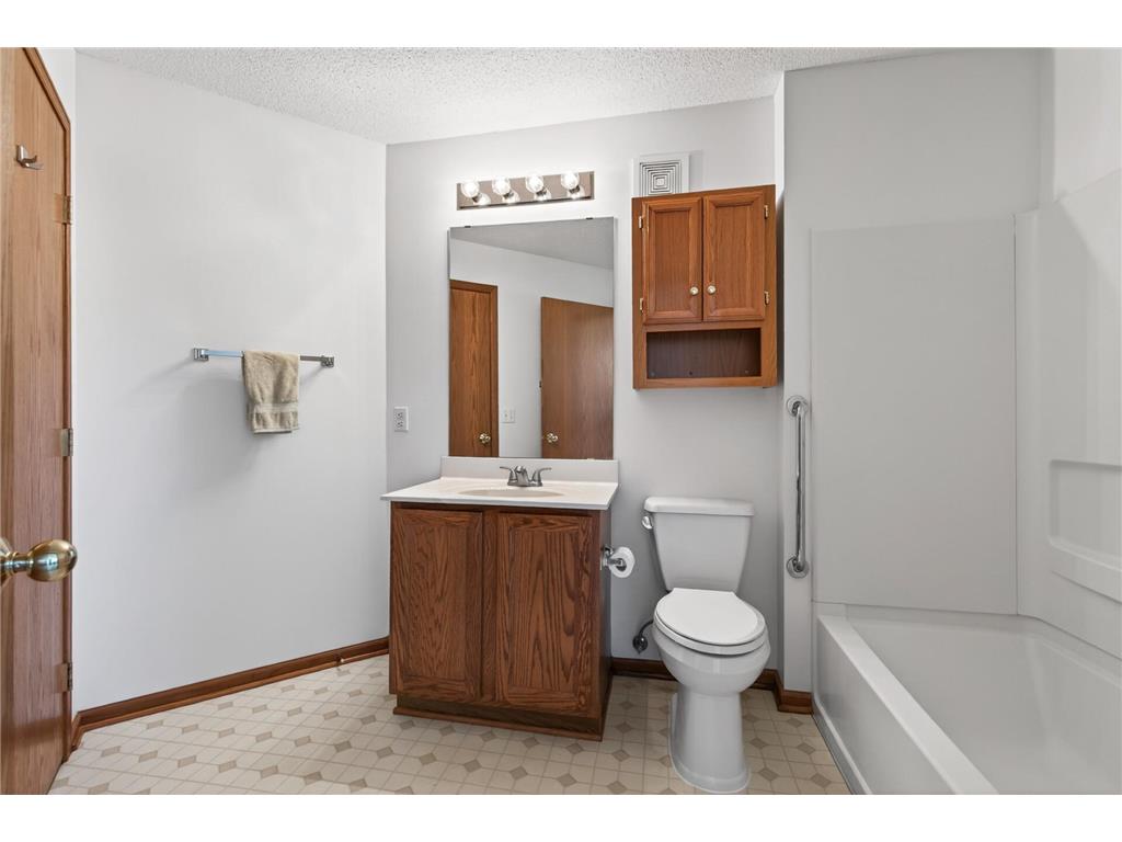 2162 Water Lilly Lane #1002 Eagan MN 55122 7069621 image17