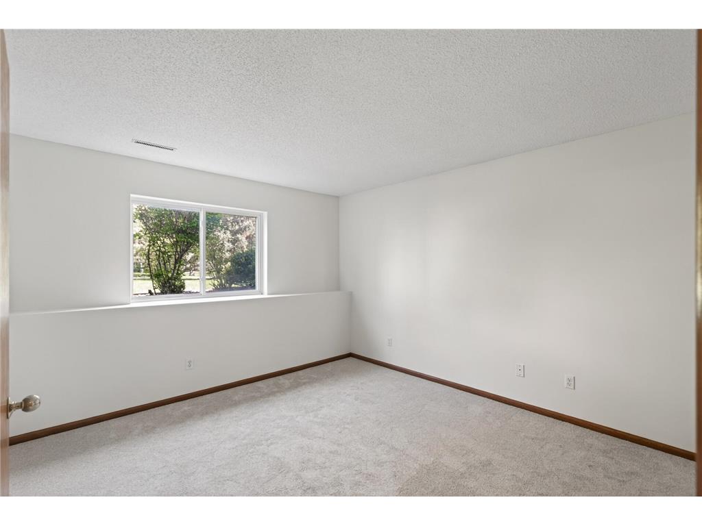 2162 Water Lilly Lane #1002 Eagan MN 55122 7069621 image25