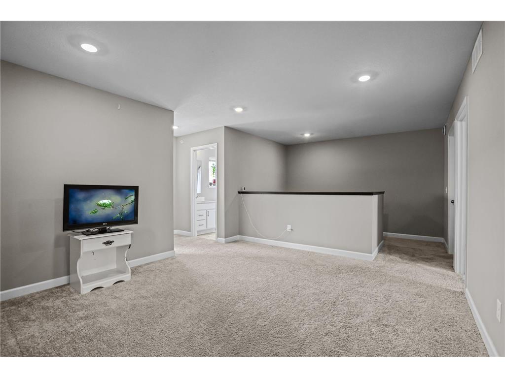 2163 Bay Drive Lino Lakes MN 55038 7032726 image15