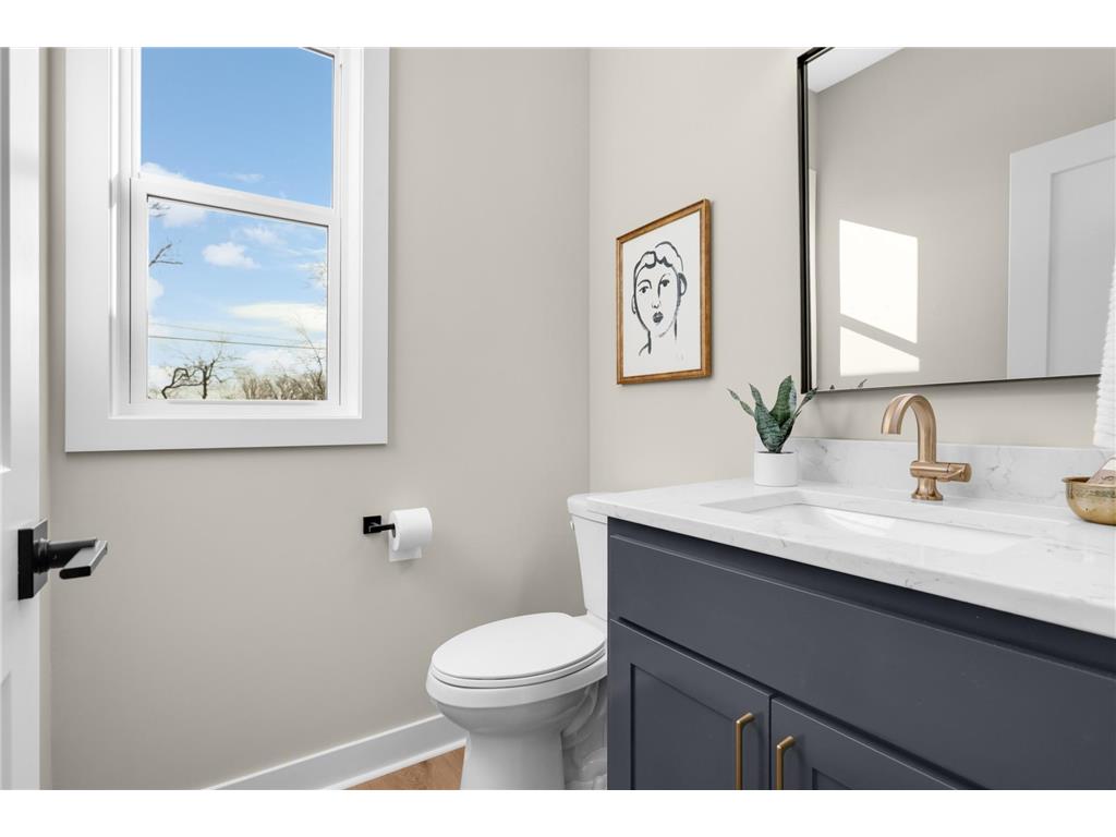 2164 Eustis Street Roseville MN 55113 7020449 image19